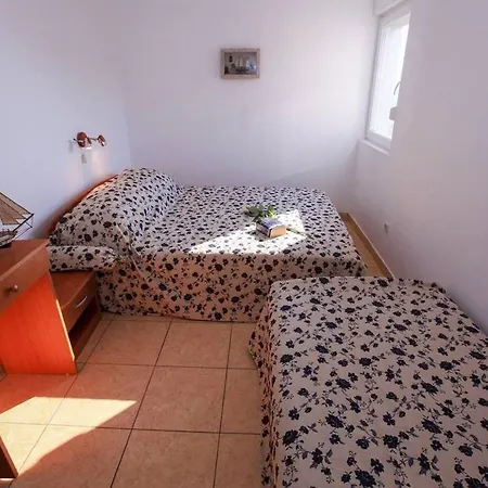 Διαμέρισμα Family Friendly Seaside Komarna, Neretva Delta - Usce Neretve - 18166
