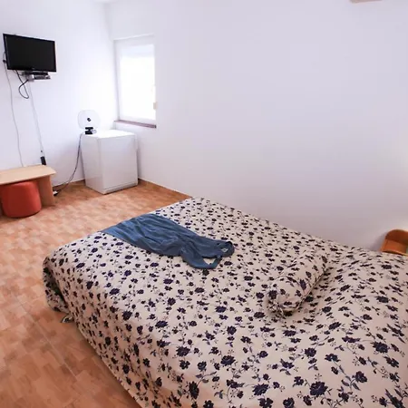 Family Friendly Seaside Komarna, Neretva Delta - Usce Neretve - 18166 *